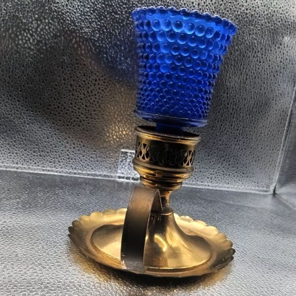 Pair of Vintage Brass Candlestick Holders & Blue Hobnail Glass Hurricane Shades - Picture 4 of 12